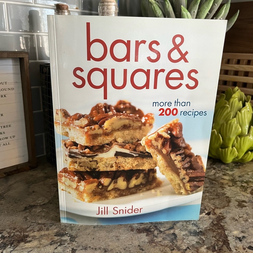 Bars & Squares Cookbook by Jill Snider, great condition